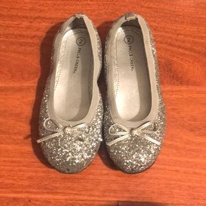 Super sparkly ballet flats